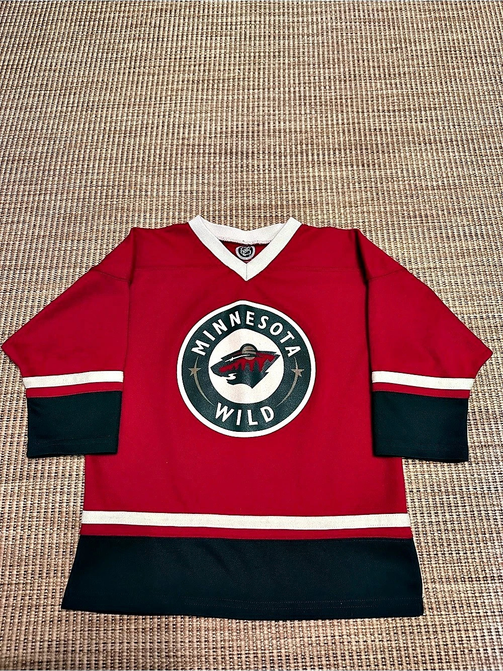 NHL Minnesota Wild Jersey Kids Red & Green Size 6/7 Like New